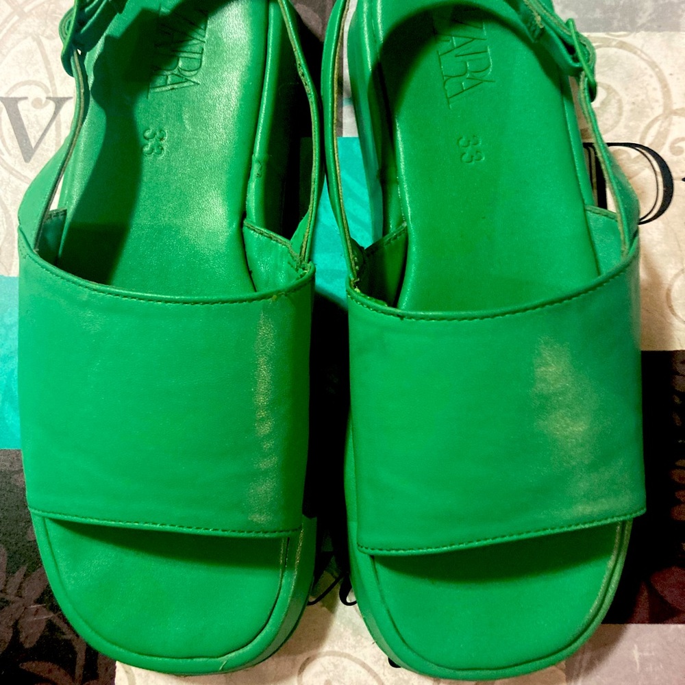 Little girls Summer sandals 🕶